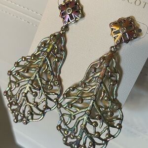 Kendra Scott iridescent lux Ariel’s🌈